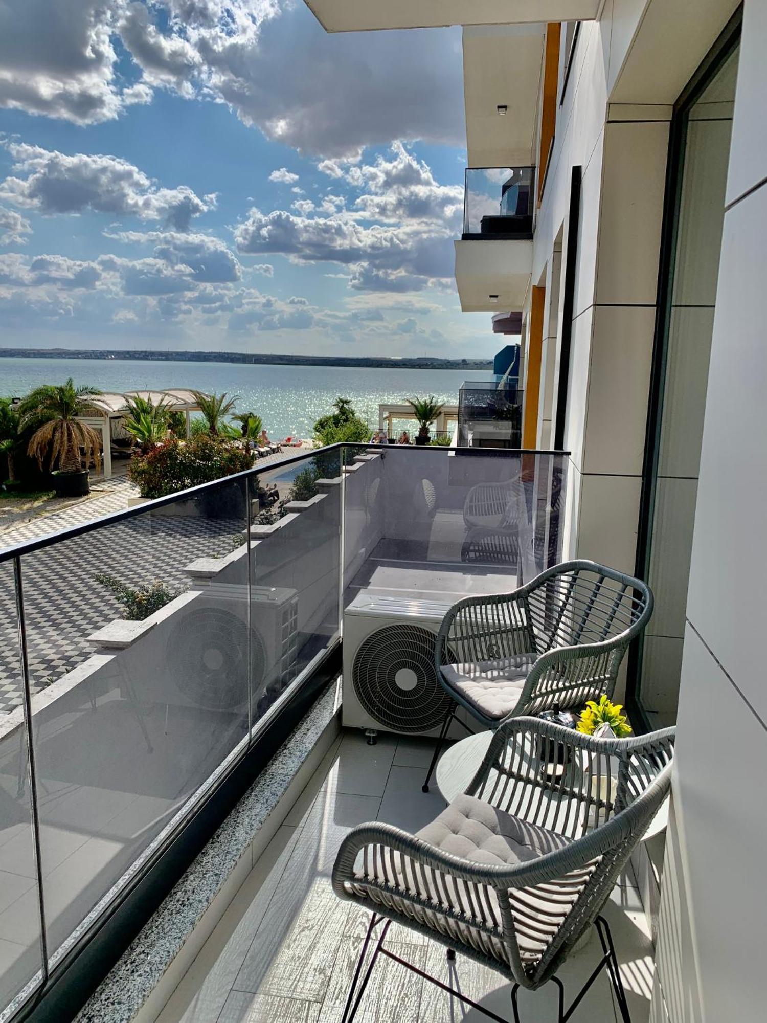 Apartment Mali By The Lake - North Mamaia