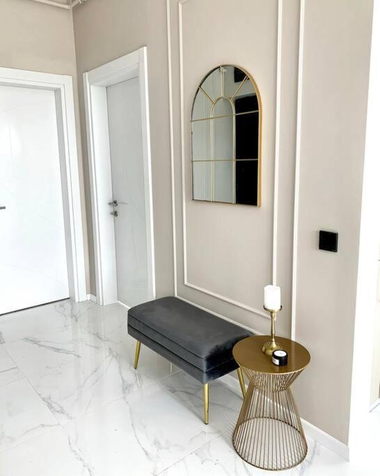 Mali By The Lake - North Apartment *